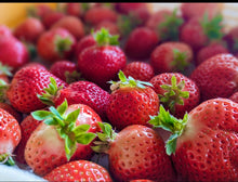 画像をギャラリービューアに読み込む, ジューシー農家直送!福岡県産あまおう!(280g×2パック)